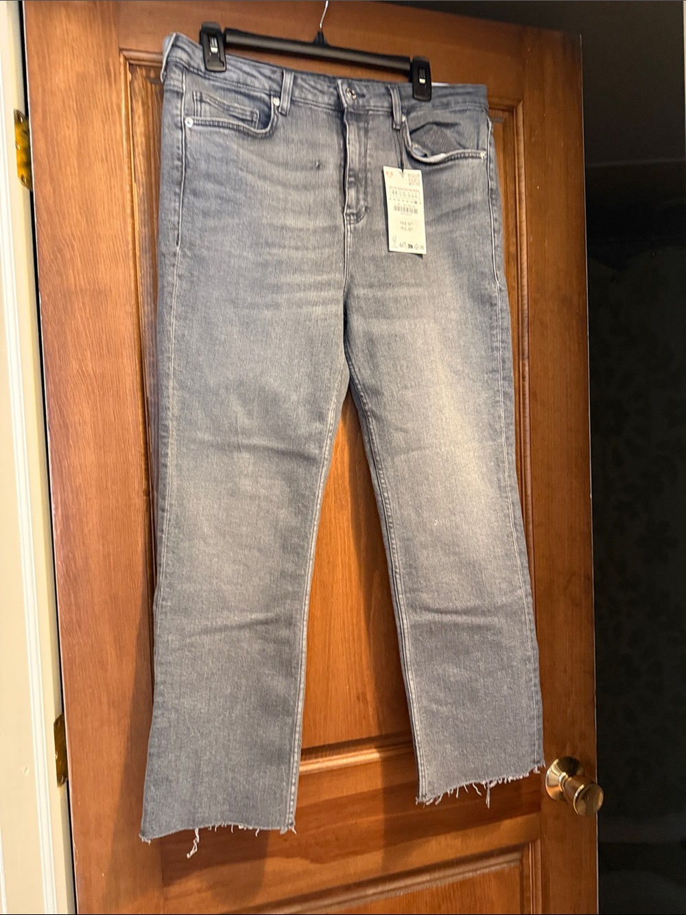 Zara Light Grey Cropped Straight Jeans